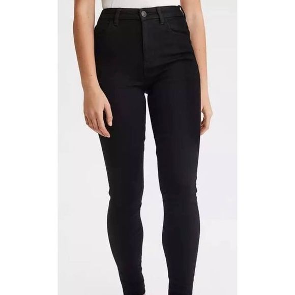 American Eagle Womens Black Next Level Stretch Sz 2 Short - Picture 1 of 5